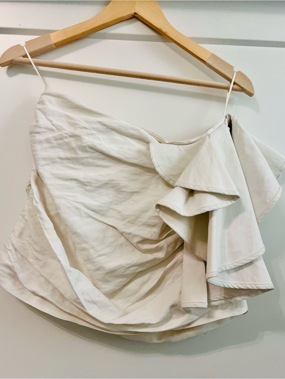 Zara White One Shoulder Ruffle Top Ruched Asymmetrical Statement Chic Blouse M - Picture 4 of 8